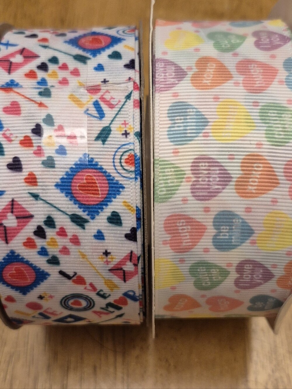 CHOOSE ONE Heart Pattern Grosgrain Ribbon Conversation Or Geometric 20 Yrd Roll